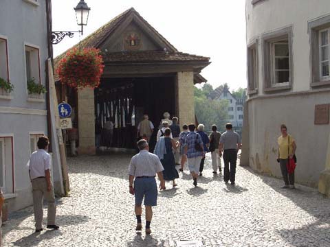image03.jpg
