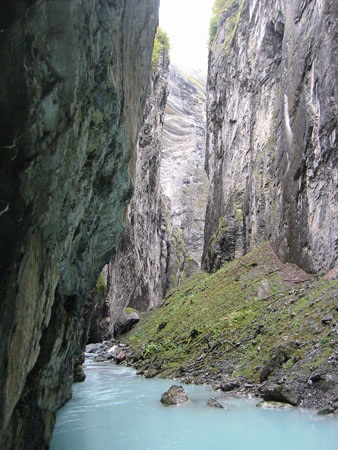 Image04.jpg